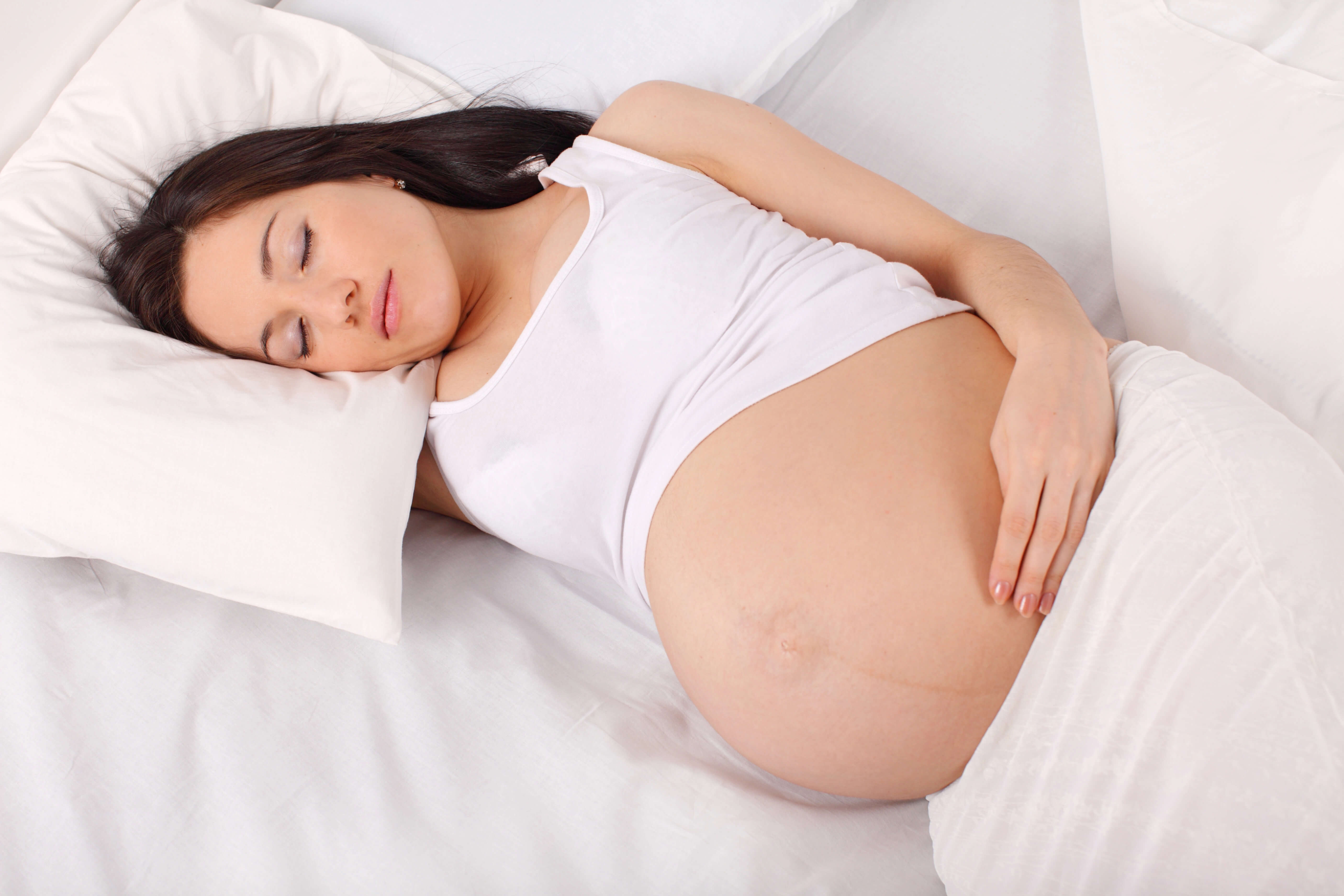 Начал спать на животе. Беременные женщины. Для беременных чтобы спать на животе.