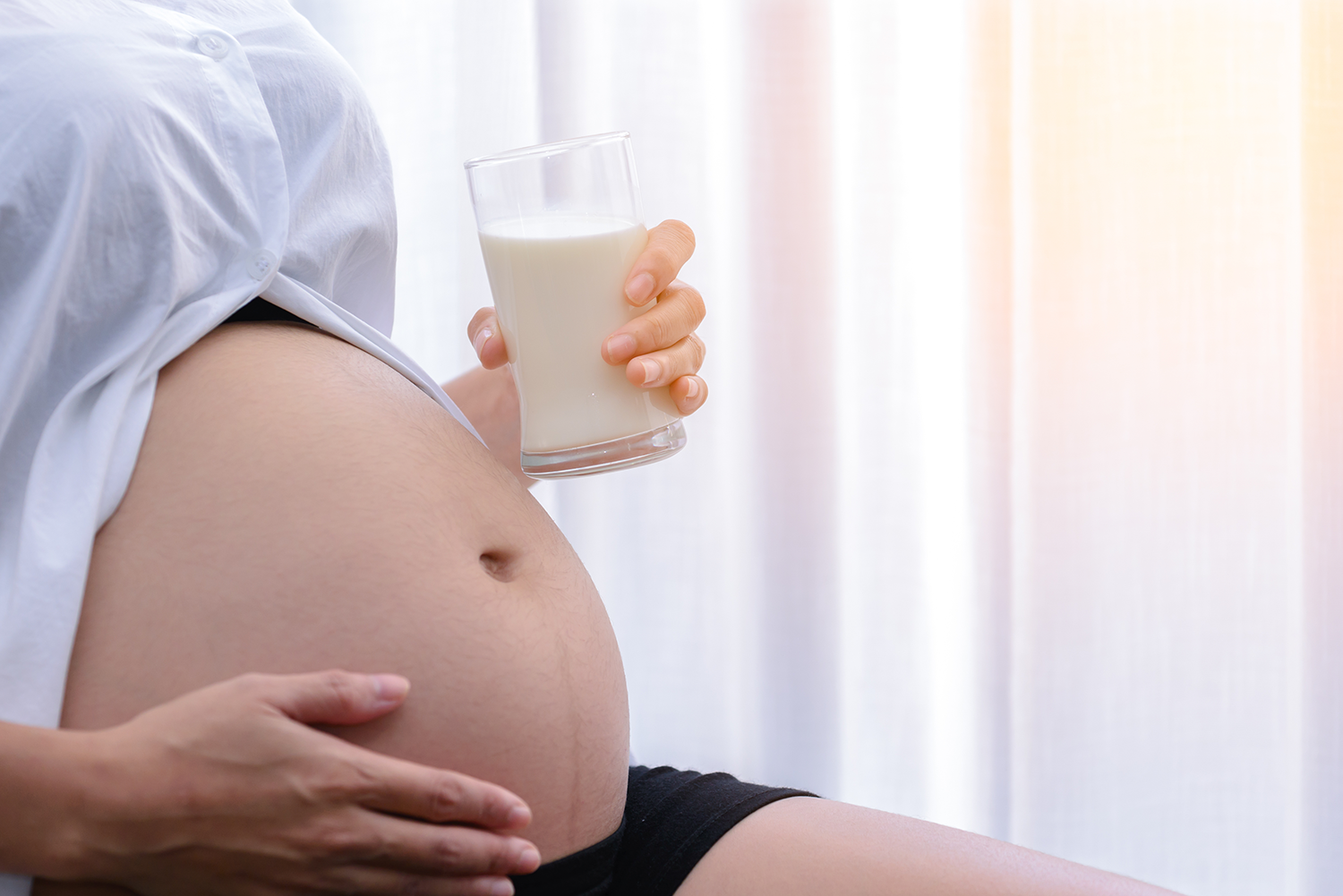 นมสำหรับแม่ตั้งครรภ์ นมแบบไหนที่ใช่ แบบไหนมีแคลเซี่ยมที่เหมาะสม