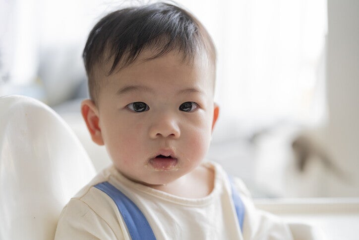 เด็กทารกปากเลอะคราบอาหาร