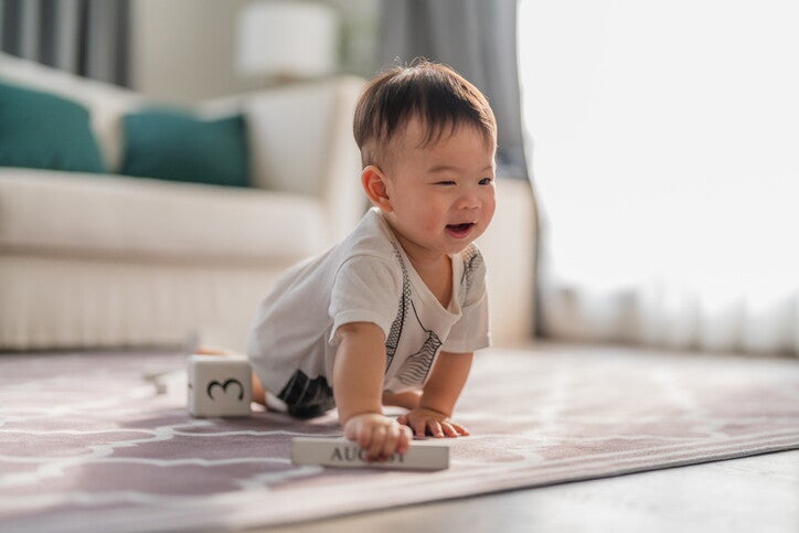 เด็กทารกคลาน