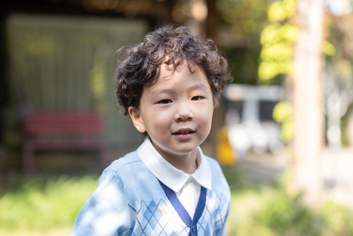 ทรงผมเด็กผู้ชาย ผมหยักศก Long Curly Hair