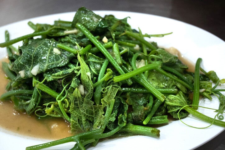 ตำลึง ผักที่เด็ก 6 เดือน กินได้