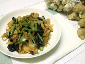 เมนูไก่ผัดขิง เมนูอาหารคุณแม่หลังคลอด เมนูไก่ผัดขิง เมนูอาหารคุณแม่หลังคลอด
