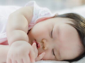 พัฒนาการลูกน้อย อายุ 6- 7 เดือน
