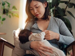 คัดเต้ากี่วันหาย อาการคัดเต้านม พร้อมวิธีบรรเทาสำหรับคุณแม่