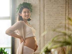 คุณแม่ท้อง 3 เดือน ลูกอยู่ตรงไหน อายุครรภ์ 3 เดือน ลูกดิ้นหรือยัง