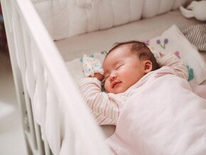 พัฒนาการเด็ก 3 เดือน ทารก 3 เดือน พร้อมวิธีเสริมพัฒนาการลูก