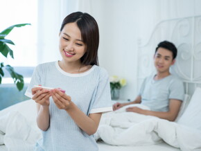หลังปฏิสนธิกี่วันถึงจะรู้ว่าท้อง วิธีตรวจตั้งครรภ์เร็วสุดกี่วัน
