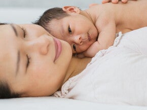 คลอดธรรมชาติ ปลอดภัยไหม คลอดลูกแบบธรรมชาติ มีขั้นตอนยังไง