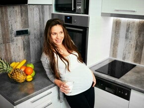 คนท้องกินสับปะรดได้ไหม อันตรายกับลูกในครรภ์หรือเปล่า