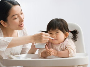 อาหารเด็ก 10 เดือน ลูกกินอะไรดี ตารางอาหารทารก 10 เดือน เสริมโภชนาการ