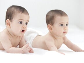 วิธีสังเกตการได้ยินของลูกวัยแรกเกิด - 6 เดือน ที่พ่อแม่ไม่ควรละเลย