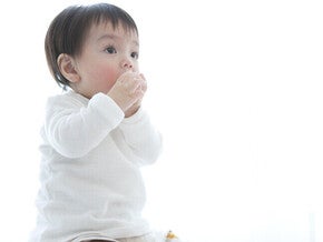 วิธีบรรเทาอาการไอของลูกน้อย เมื่อลูกไอแห้งๆ ไม่มีไข้ ดูแลอย่างไร