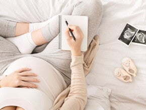 ฤกษ์คลอด ฤกษ์ผ่าคลอด เดือนเมษายน 2569 (2026) วันมงคล เวลาดีสำหรับลูกรัก