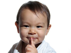 ลูกพูดช้า ลูกรู้ทุกอย่างแต่ลูกไม่พูด แบบนี้ผิดปกติไหม