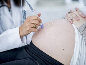 คลอดลูกธรรมชาติ เตรียมตัวยังไง พร้อมวิธีคลอดลูกธรรมชาติที่แม่ต้องรู้ คลอดลูกธรรมชาติ เตรียมตัวยังไง พร้อมวิธีคลอดลูกธรรมชาติที่แม่ต้องรู้