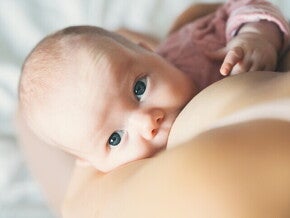 วิธีให้ลูกเลิกเต้า คุณแม่ควรให้ลูกเลิกดูดเต้าตอนกี่เดือน