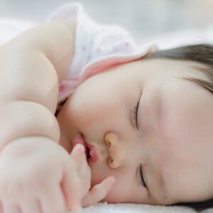 พัฒนาการลูกน้อย อายุ 6- 7 เดือน