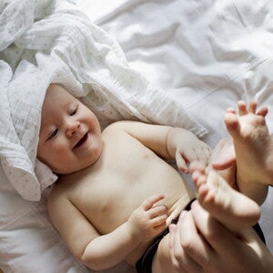ลูกท้องเสีย เกิดจากอะไร พร้อมวิธีดูแลลูกน้อย
