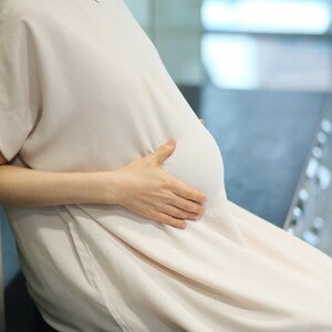 คนท้องเป็นกรดไหลย้อน อันตรายไหม พร้อมวิธีรับมือ