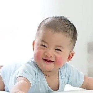 ผื่นขึ้นหน้าทารก ทำไงดี พร้อมวิธีแก้ผดผื่นบนใบหน้าทารก