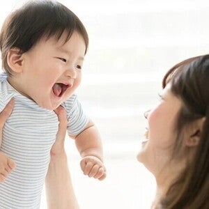เรียนรู้ภาษาของทารกอายุ 0-6 เดือน