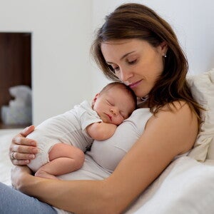วิธีกล่อมลูกนอน ช่วยให้ลูกนอนหลับสนิทตลอดทั้งคืน