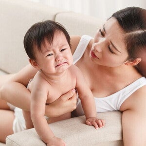 เด็กก้าวร้าว ลูกอารมณ์ร้าย ทำตัวไม่น่ารัก พ่อแม่ควรรับมืออย่างไร