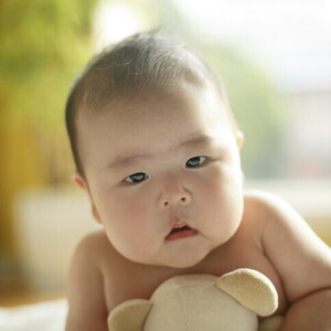 เด็กอ้วน ลูกอ้วนไปไหม? เช็กสัญญาณเตือนและวิธีป้องกันโรคอ้วนในเด็ก