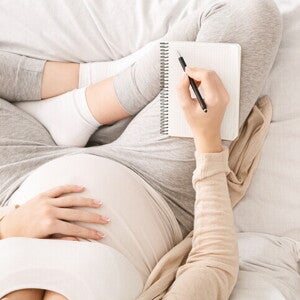 ฤกษ์คลอด ฤกษ์ผ่าคลอด เดือนเมษายน 2569 (2026) วันมงคล เวลาดีสำหรับลูกรัก