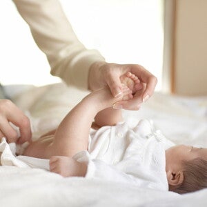 ลูกท้องเสียดูแลอย่างไร ยาแก้ท้องเสียเด็กอันตรายกับลูกหรือเปล่า