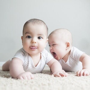 ตั้งชื่อลูกแฝด ชื่อฝาแฝดชายหญิง อัปเดทปี 2026 (ปี 2569)