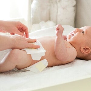 ลูก 3 เดือนไม่ถ่าย 3 วัน เป็นไรไหม ทารก 3 เดือนไม่ถ่าย ทำไงดี