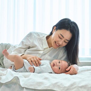 ลูกไม่ยอมเข้าเต้า ทำยังไงดี พร้อมวิธีช่วยให้ลูกดูดเต้าได้สำเร็จ