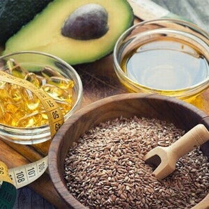 อาหารที่ควรกินในช่วงตั้งครรภ์ : วิตามินและแร่ธาตุที่จำเป็น