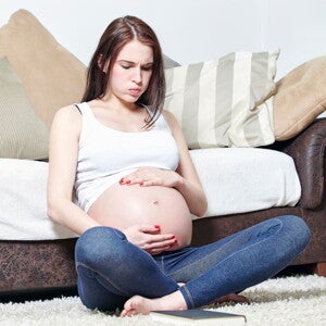 คนท้องแน่นอกหายใจไม่สะดวก เกิดจากออะไร อันตรายกับลูกในท้องไหม