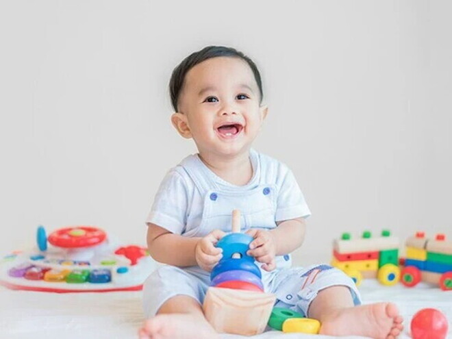 การรักษาความสะอาดให้ของเล่นของลูกน้อย การรักษาความสะอาดให้ของเล่นของลูกน้อย