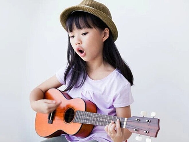 4 เคล็ดลับเสริมความมั่นใจ เปลี่ยน “ลูกขี้อาย” ให้กลายเป็น “เด็กกล้าคิดกล้าทำ” 4 เคล็ดลับเสริมความมั่นใจ เปลี่ยน “ลูกขี้อาย” ให้กลายเป็น “เด็กกล้าคิดกล้าทำ”
