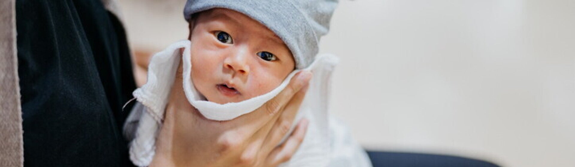 ลูกไม่เรอ อันตรายไหม? ทำไมกินนมเสร็จต้องจับลูกเรอทุกครั้ง
