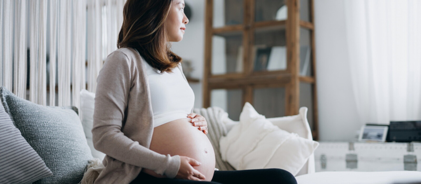 อาการครรภ์เป็นพิษ มีสาเหตุจากอะไร ภาวะอันตรายที่คุณแม่ควรระวัง
